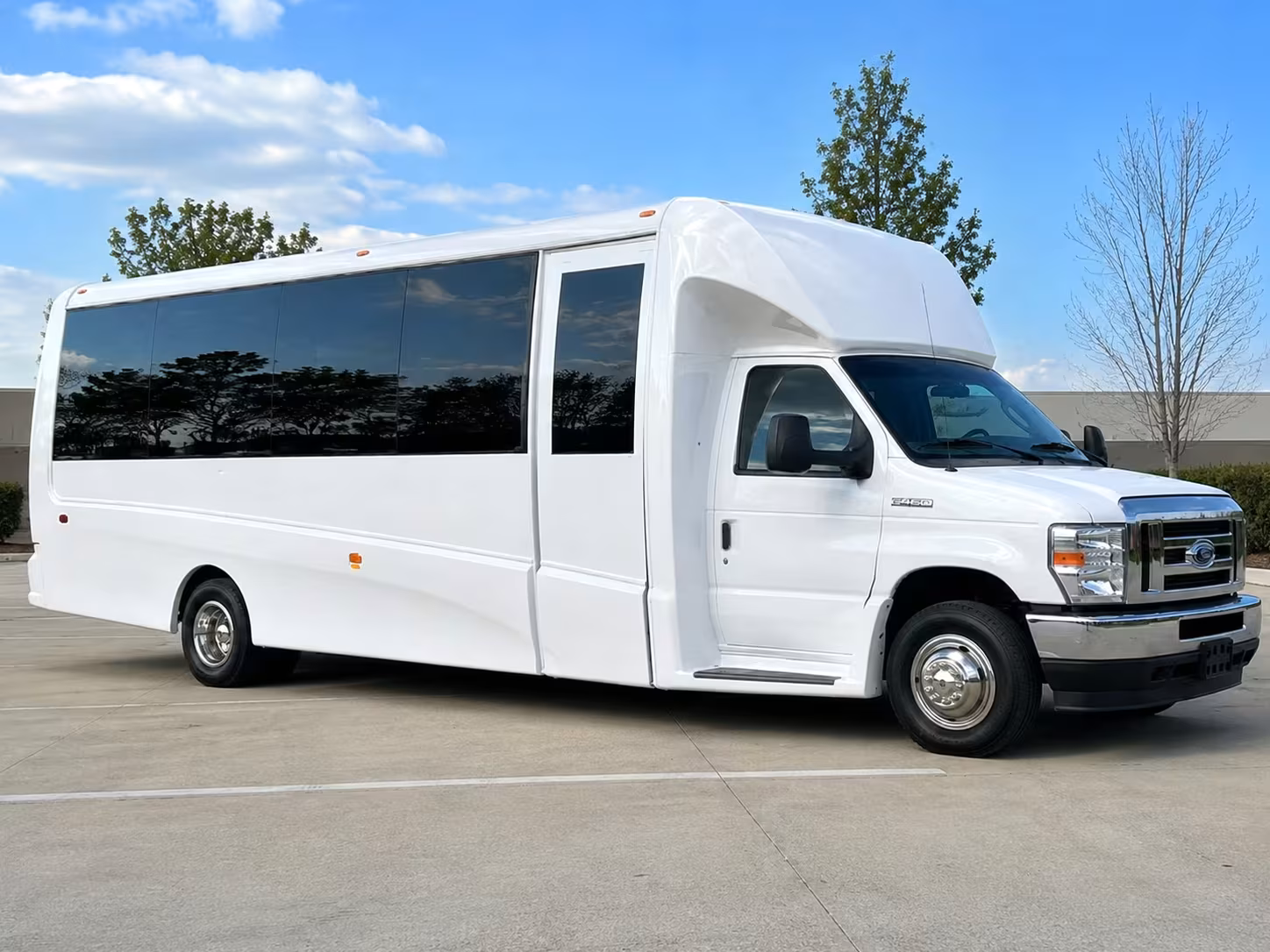 minibuses for pico rivera bridal parties and vip wedding guests