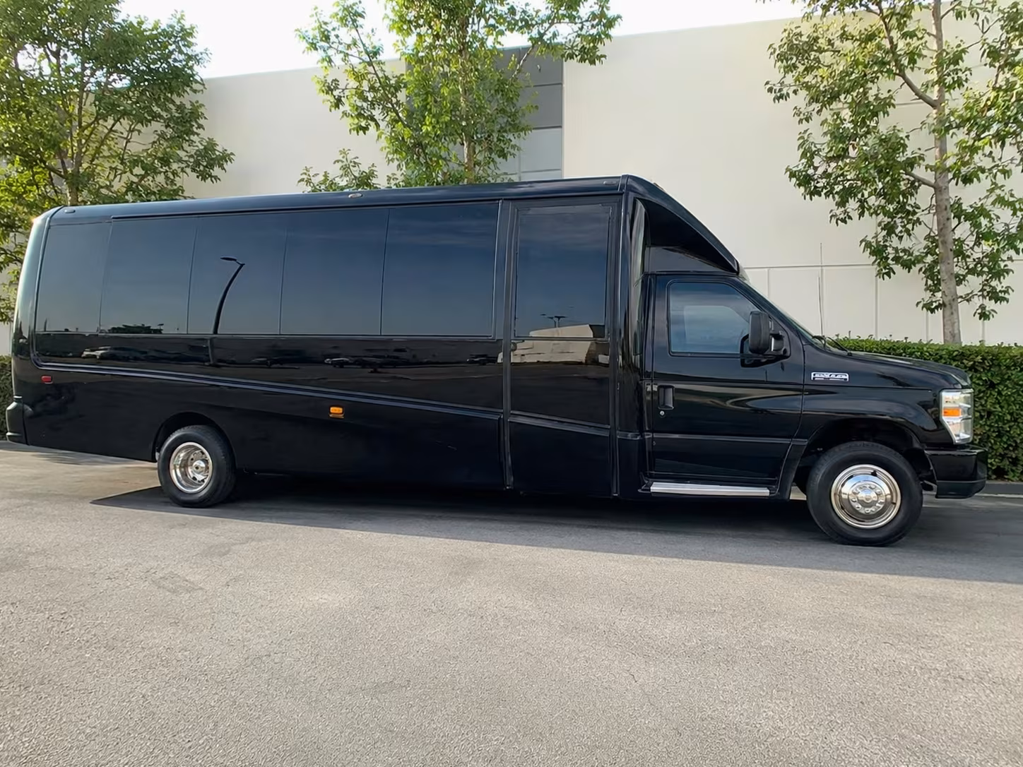 pico rivera wedding transportation